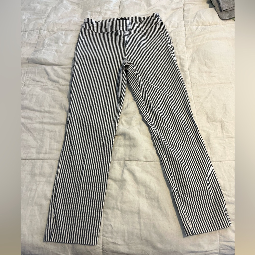 Striped stretchy slacks